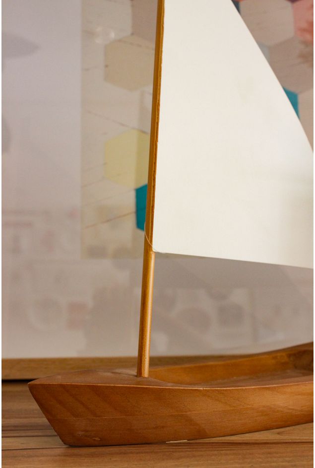 Escultura Barco em Madeira G -1-